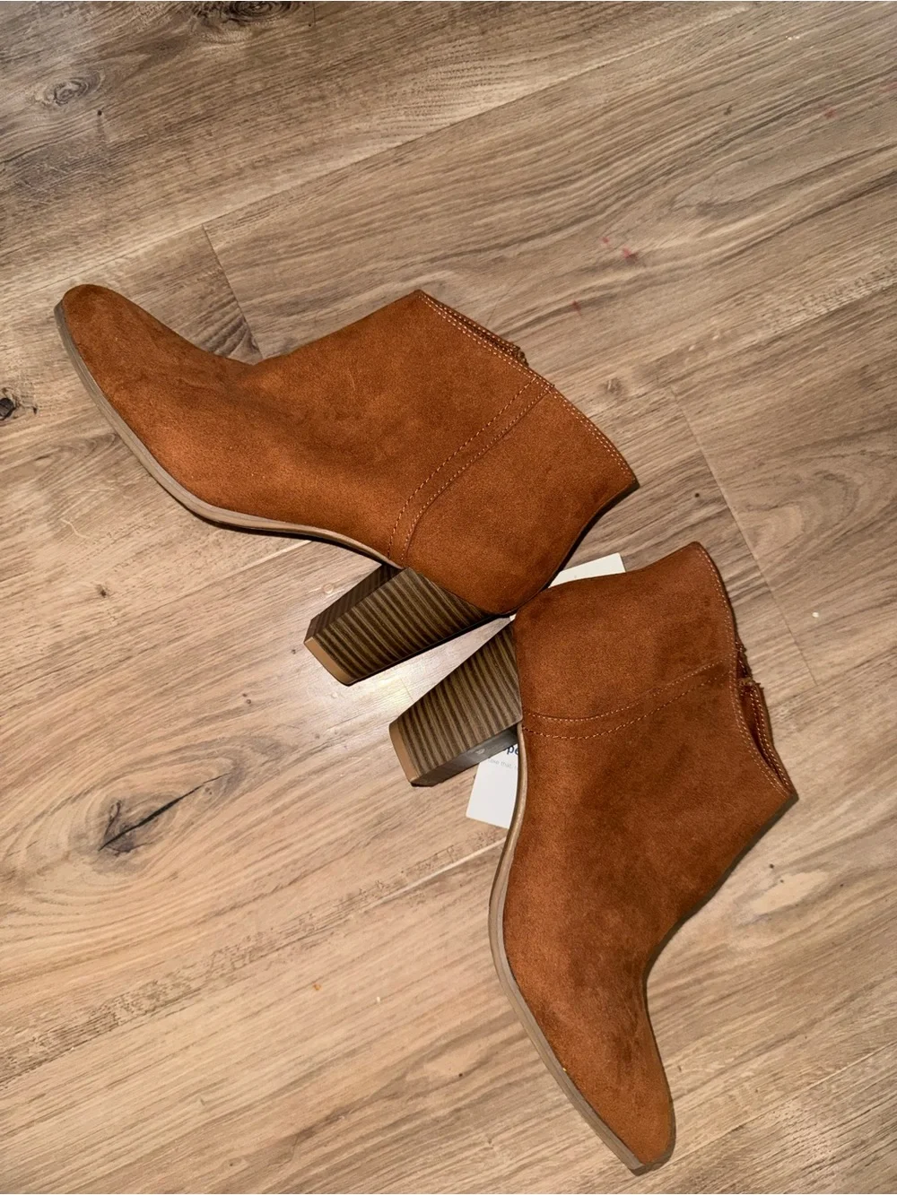 Old navy camel colored boots